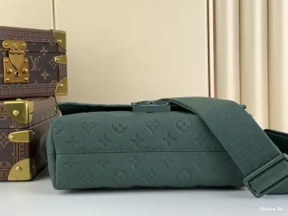 S-Cape VUITTON LOUIS Messenger-28*16*10cm 0515